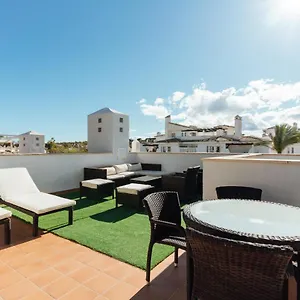 https://2bdr-penthouse-los-naranjos-w-pool-2km-p-bans.1costadelsol.com